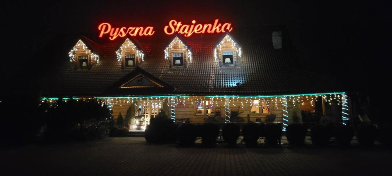 Pyszna Stajenka Hotel Bakow  Exterior photo